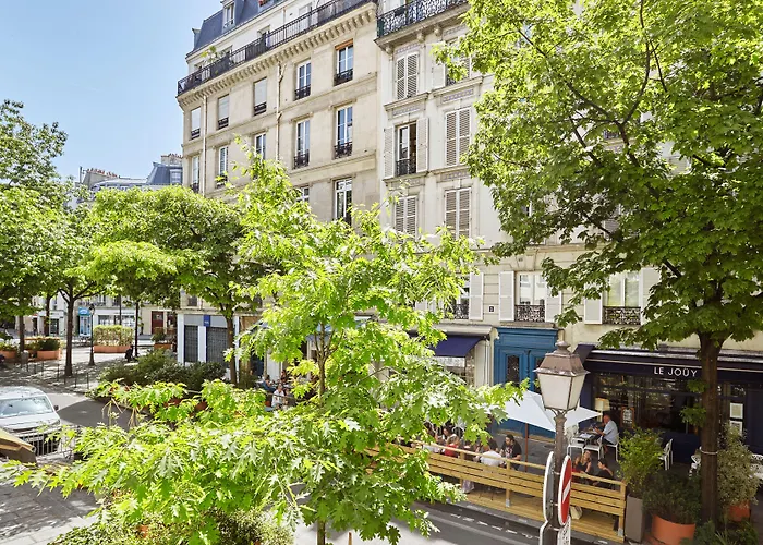 Hotel Le Petit Borda Paris